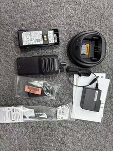 Radio <span class=keywords><strong>Walkie</strong></span> <span class=keywords><strong>Talkie</strong></span> MOTOROLA Original R2 DMR UHF VHF Portátil de Mano de Largo Alcance <span class=keywords><strong>10km</strong></span> MOTOTRBO Radio Bidireccional - Product Image 2