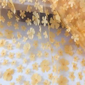 宽度130厘米花3 d绣花网眼蕾丝面料彩色珠子花卉薄纱面料女式时尚婚纱礼服 - Product Image 1
