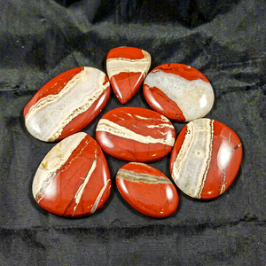 Lote de Cabujones de Jaspe Rojo Natural de la Mejor Calidad para Joyería de Cristal, Curación con Cristales y Colección de Joyas - Product Image 1