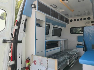 Ambulance d'urgence à long châssis pour surveillance en soins intensifs, premiers secours hospitaliers, transfert inter-hôpitaux de patients et sauvetage sur le terrain - Product Image 5