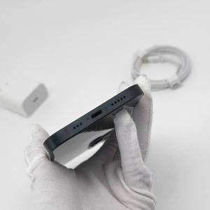 Venta al por Mayor de <span class=keywords><strong>iPhone</strong></span> <span class=keywords><strong>13</strong></span> Pro Max Usado, Desbloqueado, <span class=keywords><strong>128GB</strong></span>, 8GB RAM, Pantalla de 6.1" 5G con Accesorios de Terceros - Product Image 5