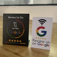 Support de table personnalisé en acrylique PVC NFC Modèle ISO Interface de communication RFID 13.56MHz pour Google Review Support de menu NFC Code QR