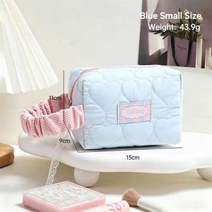 <b>Quilted</b> Love Nylon Cosmetic <b>Bag</b> with Lace Belt Niche Fashionable Portable Zipper 10-20L Mobile Phone <b>Storage</b> for Girls - Product Image 3