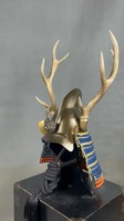 Casque de samouraï Kabuto avec grand ornement en forme de bois de cerf doré, décoration de dragon, casque japonais portable pour collection