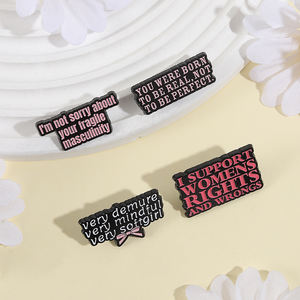 Pins de esmalte con la inscripción 'Women Girls Power', 'Apoyo los derechos de las mujeres y contra las desigualdades', 'Naciste para ser real, no para ser perfecta', broches e insignias de solapa - Product Image 3