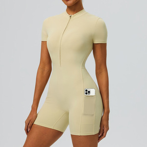 Mono de yoga de manga corta con cremallera para <span class=keywords><strong>mujer</strong></span>, estilo europeo-americano, con bolsillos funcionales, levantacaderas, ajustado, personalizable, deportivo, de una pieza. - Product Image 6
