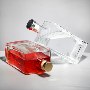 China Glass Luxury Square Glass Lliquor Botella para Whisky Vodka <span class=keywords><strong>Licor</strong></span> vacío Spirit 700ml con sello de corcho - Product Image 5