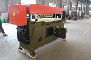 Presse à découper et à poinçonner hydraulique de précision à quatre colonnes pour cuir et chaussures (35T) avec moteur 3 CV, composants d'engrenage, multivoltagée - Product Image 5