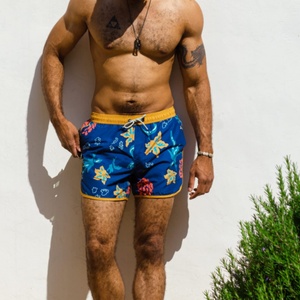 Shorts de bain en polyester personnalisés, séchage rapide, sublimation, décontractés, vacances d'été, shorts en maille pour hommes - Product Image 6