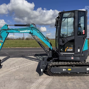 Miniexcavadora Sunward SWE25UF en Buen Estado de Funcionamiento con Motor y Componentes de Bomba Originales en Venta - Product Image 4