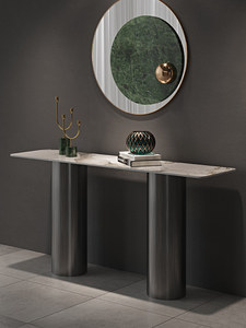 Tavolo Console in Acciaio Minimalista Italiano, Tavolino Laterale di Lusso dal Design Contemporaneo e Stretto - Product Image 3