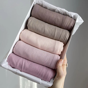 Pañuelo Hijab de Chifón Liso en 86 Colores para Mujeres Musulmanas, Velo de Otoño - Product Image 2
