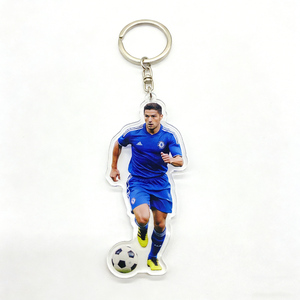 Porte-clés sportif en acrylique avec impression UV, modèle Yakelike YKL, souvenirs de football de Cristiano <span class=keywords><strong>Ronaldo</strong></span>, <span class=keywords><strong>Haaland</strong></span> et Neymar, fabriqué en Chine - Product Image 2