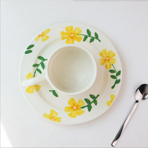 ถ้วยน้ำชายามบ่ายลายดอกไม้วาดด้วยมือแบบสุดสร้างสรรค์แก้วเซรามิกถ้วยใส่น้ำชาอาหารเช้าแบบสดใส - Product Image 3