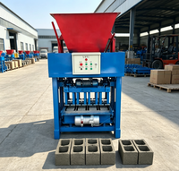 Machine hydraulique de fabrication de briques autobloquantes pour blocs de terre-ciment avec formage efficace pour la construction