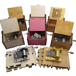 Di Legno squisita Coppia di Legno Musi Box Musica Personalizzata - Product Image 1