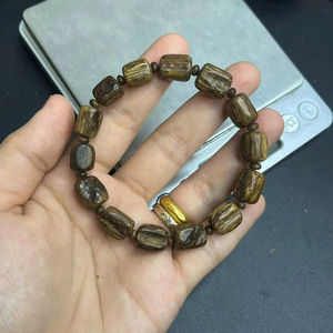 Auténtica Pulsera de Cuentas de Agarwood Oud, Cuentas de Madera Natural Aromáticas, Pulsera Elástica, Joyería para Meditación, Oración y Yoga - Product Image 1