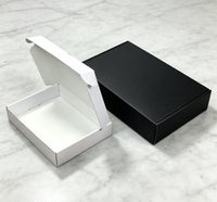 Boîte à bijoux et montres portable en forme d'avion en papier pliable avec logo imprimé personnalisé, fermeture magnétique et poignée, taille et couleur personnalisables