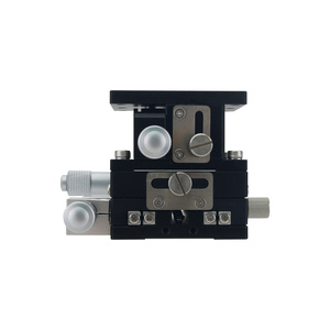 Tavola Scorrevole Manuale XYZ LD60-LM/LD60-RM/LD60-CM 60x60MM/2.4x2.4\" con Micrometro - Product Image 3