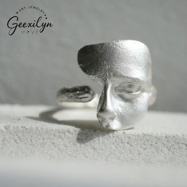 Modern Alloy Bezel Setting Creative Mystery Mask Ring Personalized Unisex Ring with Lab Created Stones Daily Wear
