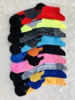 Chaussettes personnalisées avec logo, jacquard brodé, maille nid d'abeille, respirantes, chaussettes de sport pour la course à pied