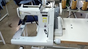 Hấp Dẫn Giá Sử Dụng Anh Em Máy May DA-928A Ba Kim Thức Ăn Tắt Các Cánh Tay Đôi Chuỗi Khâu Cho May Jeans - Product Image 2