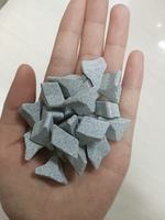 Bloc de meulage en alumine marron, abrasif pour polissage et sablage, 17x17mm, triangle oblique LYH-GY1 53-64HRC