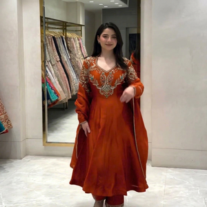 Abaya Kaftan Naranja con Cuentas Bordadas, Manga Larga, Cuello en V, Corte en A, Traje Indio Pakistaní para Fiestas y Eventos - Product Image 1