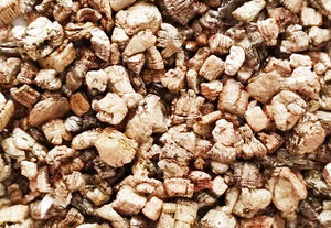 <span class=keywords><strong>Vermiculita</strong></span> expandida cruda Premium en plata y oro Categoría de producto de alta calidad - Product Image 2