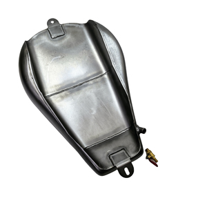 מיכל דלק כסוף עבור <span class=keywords><strong>HONDA</strong></span> VT750 SHADOW750 1997-2003 - Product Image 3