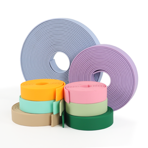 Großhandel Individuelle Farbe Kältebeständiges Wasserdichtes <span class=keywords><strong>PVC</strong></span>-TPU-Polyurethan-Beschichtetes Nylongurtband für Hundehalsbänder - Product Image 3