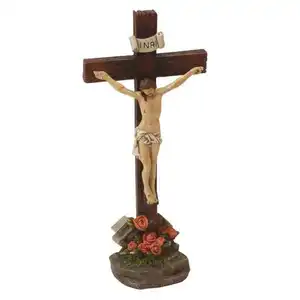 家居装饰基督树脂耶稣雕像十字架雕像桌面收藏品