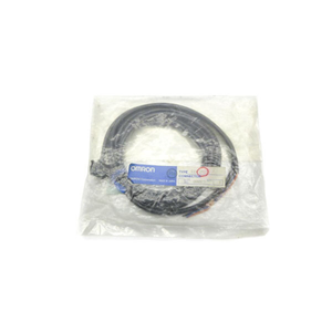 E3x Cn21 Nsmp Nuovo Originale Disponibile in Stock Controllore PLC Dedicato per Automazione Industriale - Product Image 1