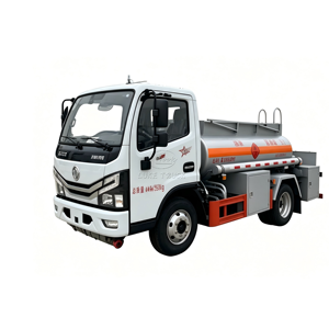 รถบรรทุกน้ำมันแบบถัง ทนทานและเชื่อถือได้ ขนาด 2000L-14000L สำหรับขนส่งน้ำมันดีเซลและเบนซิน - Product Image 1