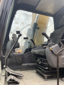 รถขุดไฮดรอลิกแบบตีนตะขาบ CAT312d มือสอง รุ่นปี 2024 พร้อมเครื่องยนต์/มอเตอร์/ปั๊ม/เกียร์บ็อกซ์ สภาพ 90% ใหม่ นำเข้าจากญี่ปุ่น น้ำหนัก 12 ตัน - Product Image 5