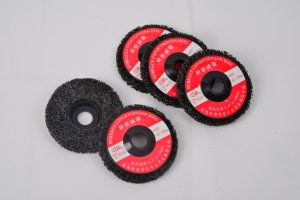 El Rey de la Eliminación de Pintura Automotriz: Disco de Pulir Black Diamond para Eliminar Óxido y Pintura - Product Image 3