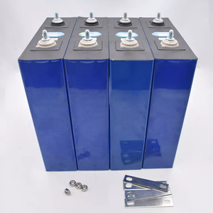 Pin LiFePO4 Dung Lượng Cao Loại A Ngày Sản Xuất Mới Pin Lithium 202Ah 3.2V Cho Hệ Thống Năng Lượng Mặt Trời EV - Product Image 2