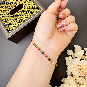 <span class=keywords><strong>Pulseras</strong></span> <span class=keywords><strong>de</strong></span> <span class=keywords><strong>moda</strong></span> para mujer con dijes <span class=keywords><strong>de</strong></span> budismo, ajustables, <span class=keywords><strong>de</strong></span> cuentas esmaltadas, chapadas en oro <span class=keywords><strong>de</strong></span> latón martillado con circonitas, con caja - Product Image 1