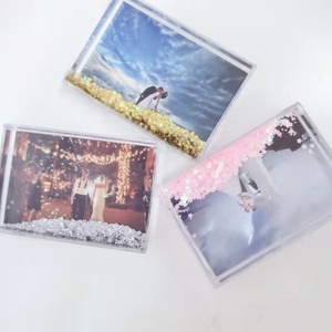 Cadre photo liquide en acrylique personnalisé sur le thème de la nouvelle conception <span class=keywords><strong>2022</strong></span>, 4*6 <span class=keywords><strong>pouces</strong></span>, photos de mariage, souvenir, cadre photo liquide - Product Image 5
