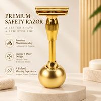 Rasoir de sécurité double tranchant en alliage d'aluminium doré de qualité supérieure avec support, rasoir manuel classique pour hommes, logo personnalisé OEM, vente en gros