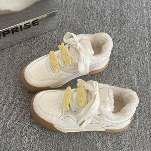 Nuevos zapatos versátiles de estilo chino - Zapatos de plataforma para la temporada de primavera y otoño de 2026 - Zapatos blancos de suela gruesa - Product Image 1