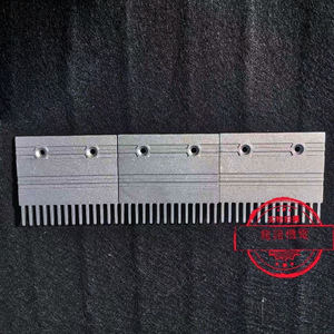 Placa de peine para escalera mecánica de aleación de aluminio C751003B203 de 14 dientes automática para piezas de escaleras mecánicas Mitsubishi - Product Image 4