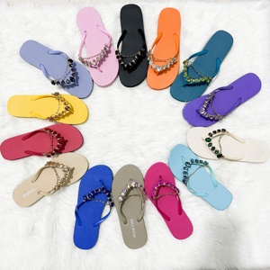 Nhà Máy Cung Cấp Chất Lượng Cao Bling Pha Lê Chuỗi <span class=keywords><strong>Flip</strong></span> <span class=keywords><strong>Flops</strong></span> Phụ Kiện Rhinestone Dép Đi Trong Nhà V Trang Trí Chỉnh Trang Cho Sandals3 - Product Image 1