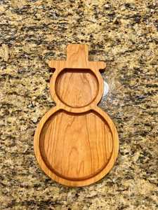 Ensemble de plateaux en bois d'acacia faits à la main, durables, écologiques, en bois naturel, parfaits pour servir les repas, servir des collations - Product Image 3