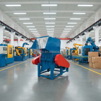 Broyeur de déchets plastiques avec boîte de vitesses et conception anti-blocage pour un recyclage de déchets plastiques à haute productivité