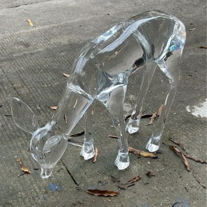 Sculpture de cerf en acrylique, ornement animal en résine transparente, décoration de maison, artisanat, figurine décorative pour usage intérieur et extérieur - Product Image 3