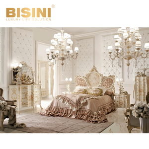 <span class=keywords><strong>Lampe</strong></span> de table avec gouttes de cristal et nuances rouges Éclairage de chambre Villa de style européen <span class=keywords><strong>Lampe</strong></span> de table exquise Éclairage haut de gamme <span class=keywords><strong>vintage</strong></span> - Product Image 4