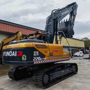 Pelle Hyundai 220lc-9s d'occasion haute performance populaire Hyundai 220lc-9s Digger à vendre - Product Image 3