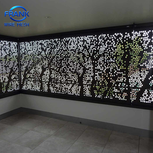 Grillage décoratif extérieur en acier inoxydable perforé galvanisé pour clôture de protection - Product Image 3