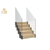 Escalier droit moderne sur mesure, escalier intérieur en acier et bois pour villa avec garde-corps en verre